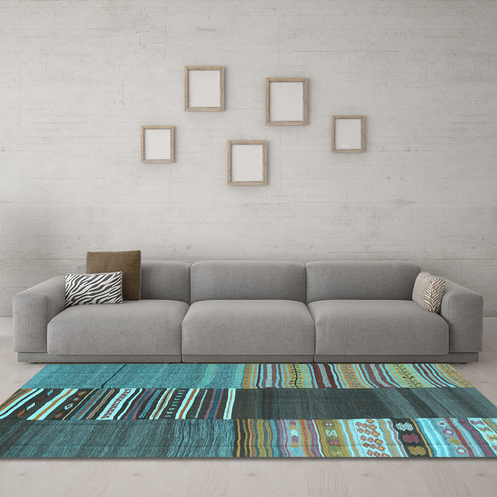 Machine Washable Southwestern Light Blue Country Rug in a Living Room, wshcon2689lblu