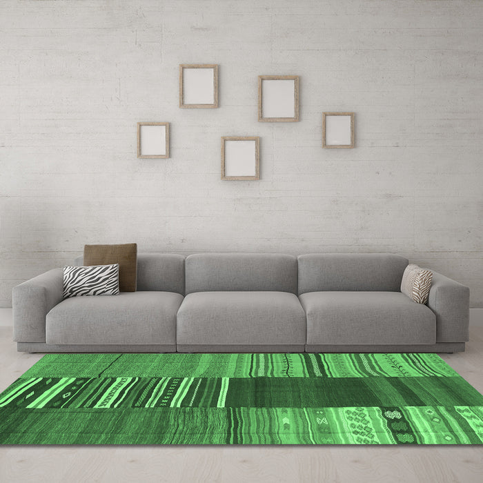 Machine Washable Southwestern Emerald Green Country Area Rugs in a Living Room,, wshcon2689emgrn
