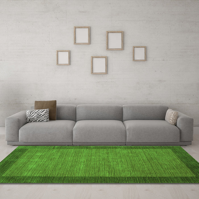 Machine Washable Abstract Green Contemporary Area Rugs in a Living Room,, wshcon268grn