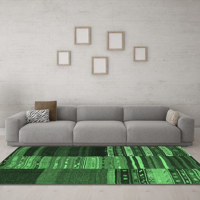 Machine Washable Southwestern Emerald Green Country Area Rugs in a Living Room,, wshcon2690emgrn