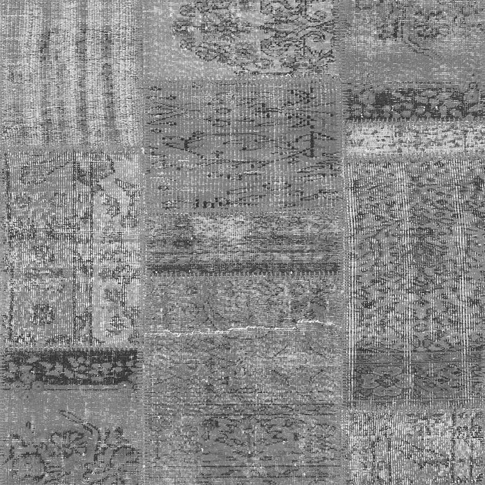 Serging Thickness of Patchwork Gray Transitional Rug, con2693gry