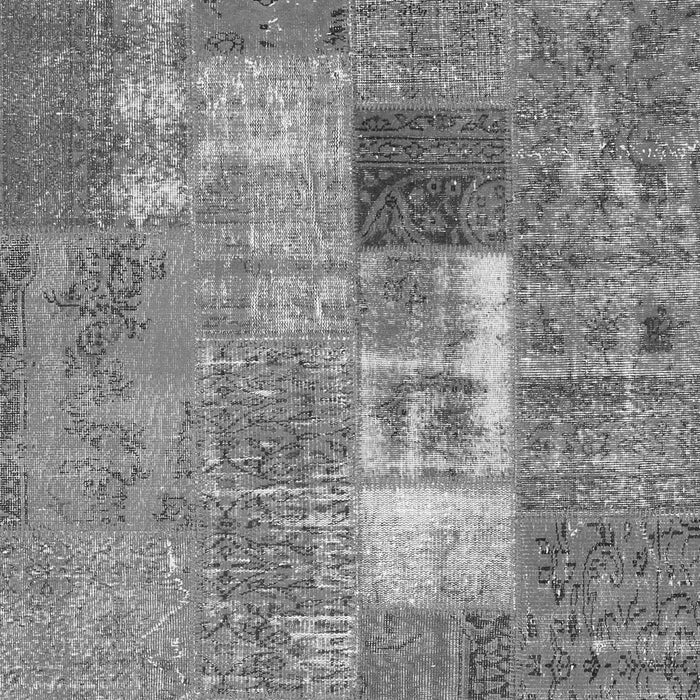 Serging Thickness of Machine Washable Patchwork Gray Transitional Rug, wshcon2694gry