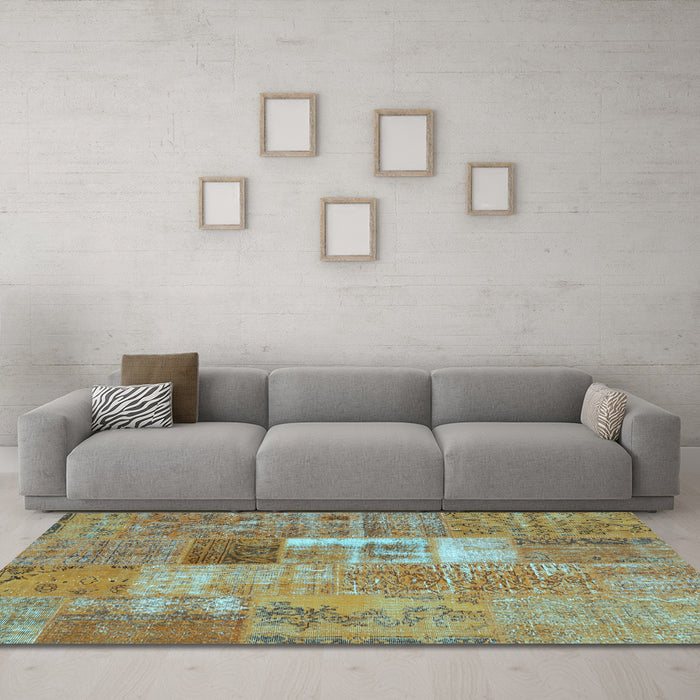 Machine Washable Patchwork Light Blue Transitional Rug in a Living Room, wshcon2694lblu