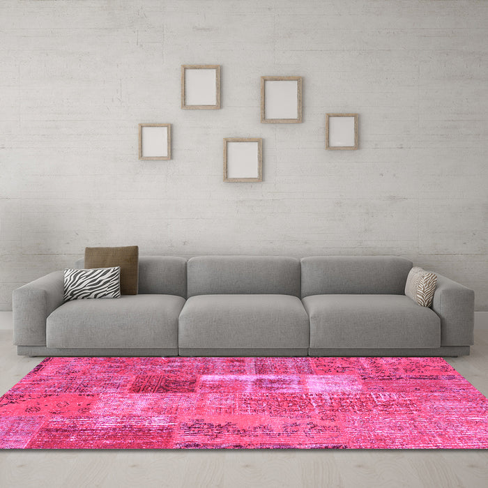 Machine Washable Patchwork Pink Transitional Rug in a Living Room, wshcon2694pnk