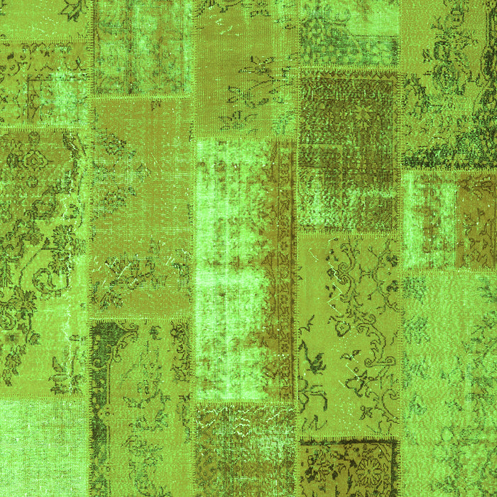 Patchwork Green Transitional Rug, con2697grn