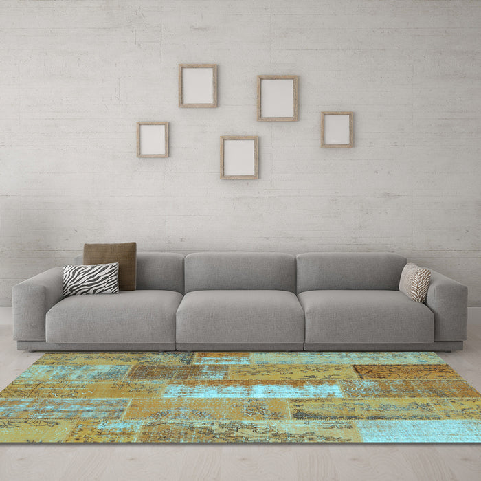 Machine Washable Patchwork Light Blue Transitional Rug in a Living Room, wshcon2697lblu