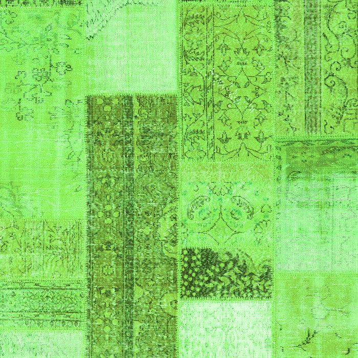 Patchwork Green Transitional Rug, con2700grn