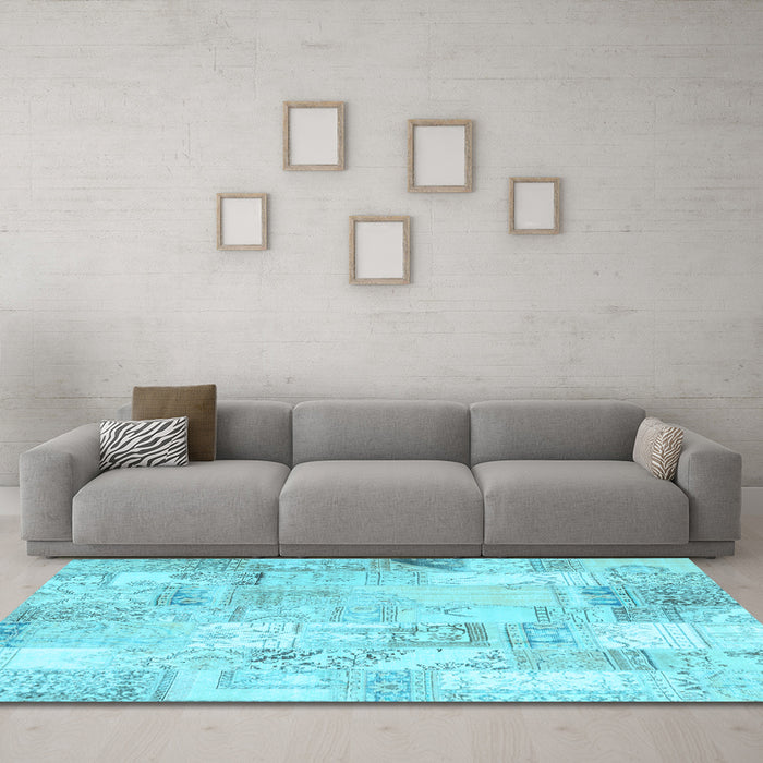 Machine Washable Patchwork Light Blue Transitional Rug in a Living Room, wshcon2701lblu