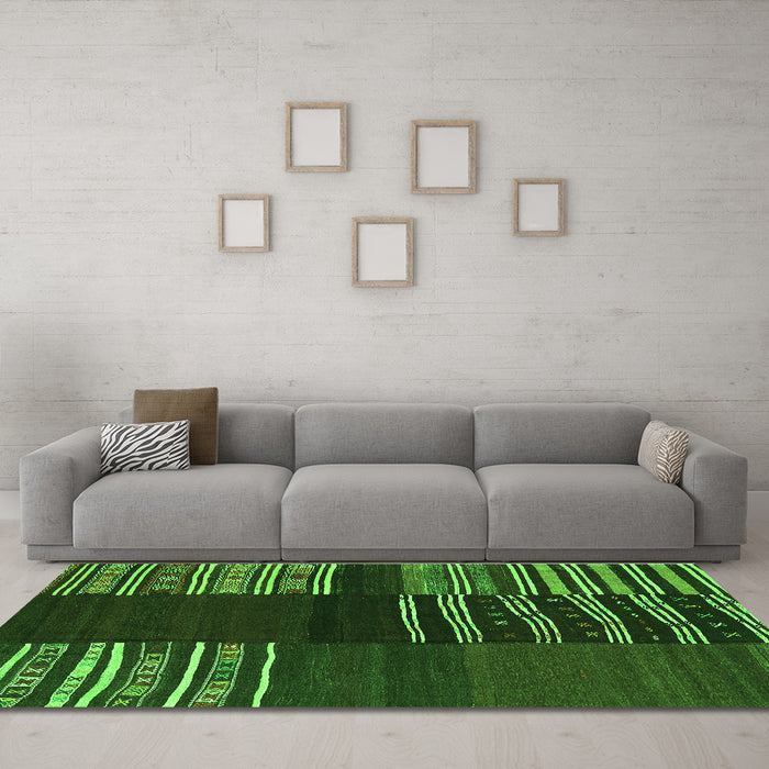 Machine Washable Southwestern Green Country Area Rugs in a Living Room,, wshcon2704grn