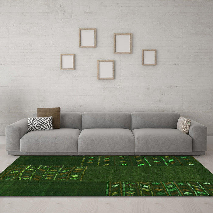 Machine Washable Patchwork Green Transitional Area Rugs in a Living Room,, wshcon2705grn