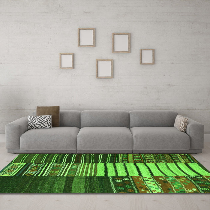 Machine Washable Southwestern Green Country Area Rugs in a Living Room,, wshcon2706grn