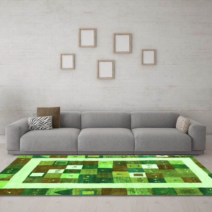Machine Washable Abstract Green Contemporary Area Rugs in a Living Room,, wshcon2711grn