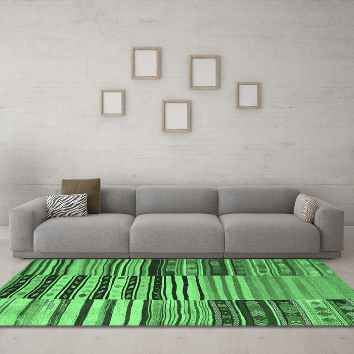 Machine Washable Patchwork Emerald Green Transitional Area Rugs in a Living Room,, wshcon2714emgrn