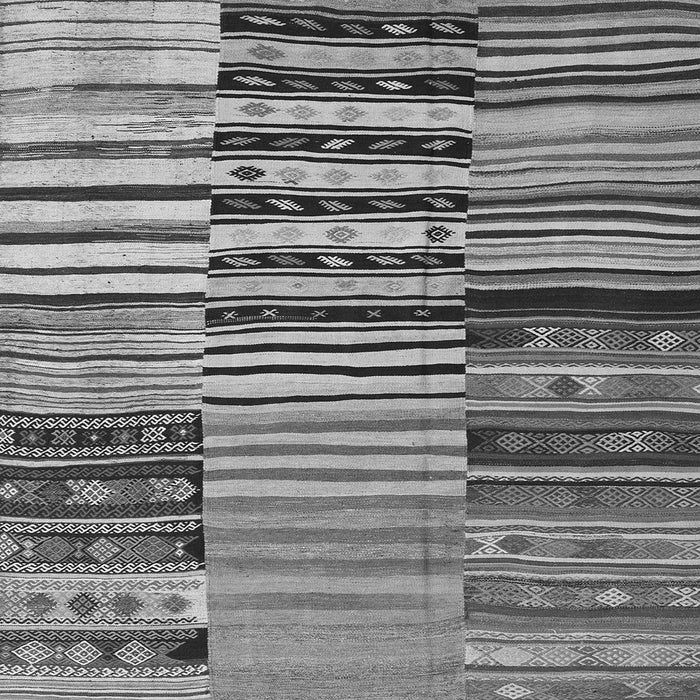 Serging Thickness of Patchwork Gray Transitional Rug, con2714gry