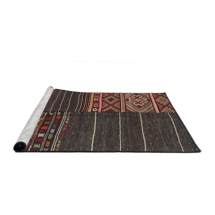 Serging Thickness of Machine Washable Contemporary Brown Rug, wshcon2716