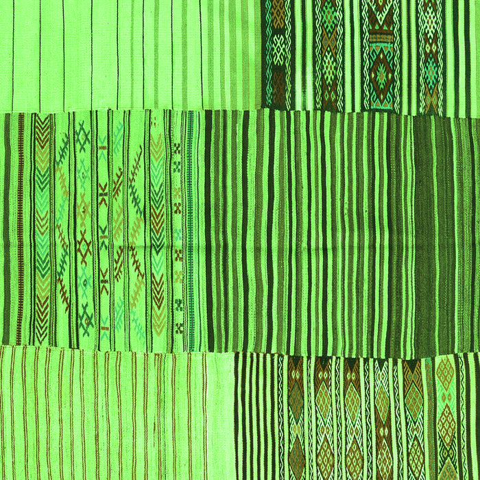 Serging Thickness of Machine Washable Patchwork Green Transitional Area Rugs, wshcon2720grn