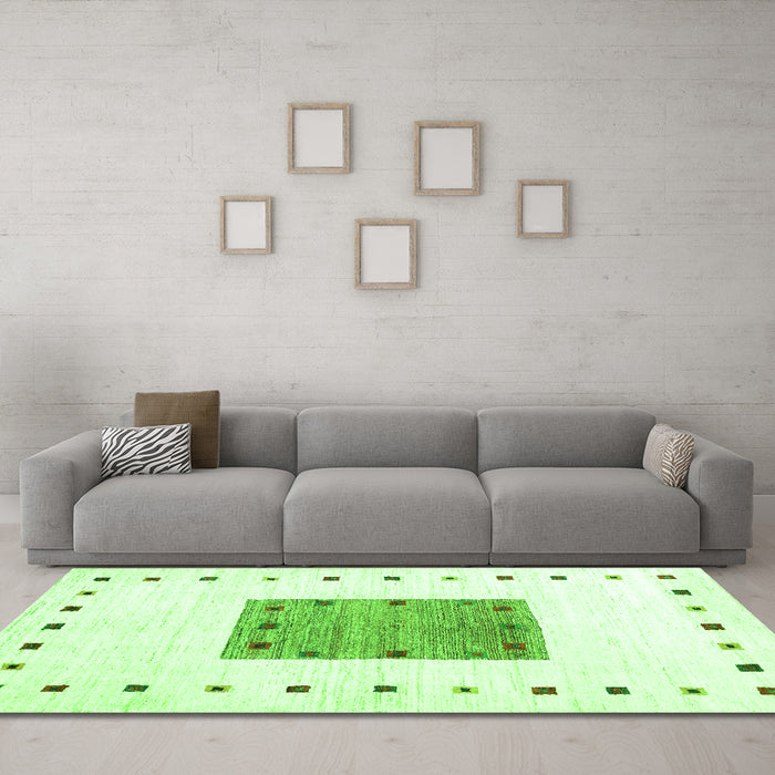 Machine Washable Solid Green Modern Area Rugs in a Living Room,, wshcon2722grn