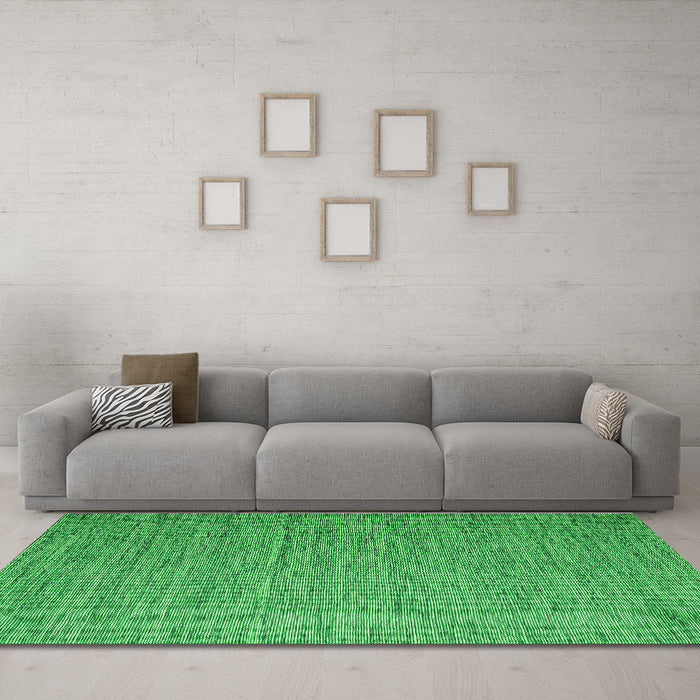 Machine Washable Abstract Green Contemporary Area Rugs in a Living Room,, wshcon2725grn