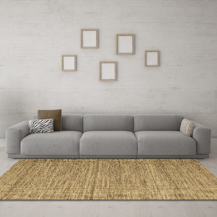 Machine Washable Abstract Brown Contemporary Rug in a Living Room,, wshcon2727brn