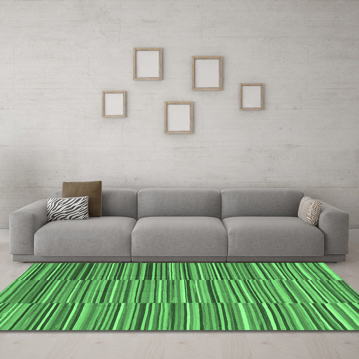 Machine Washable Southwestern Emerald Green Country Area Rugs in a Living Room,, wshcon2728emgrn