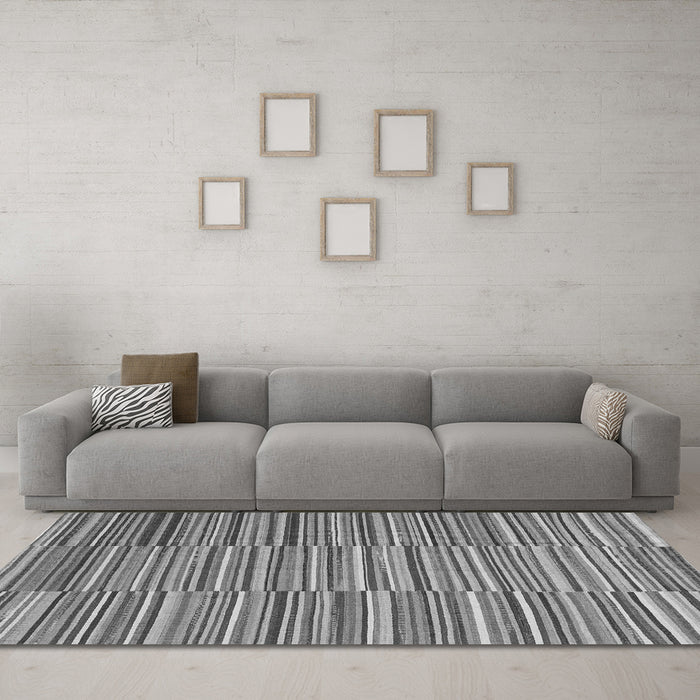 Machine Washable Southwestern Gray Country Rug in a Living Room,, wshcon2728gry
