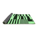 Sideview of Abstract Emerald Green Contemporary Rug, con2729emgrn