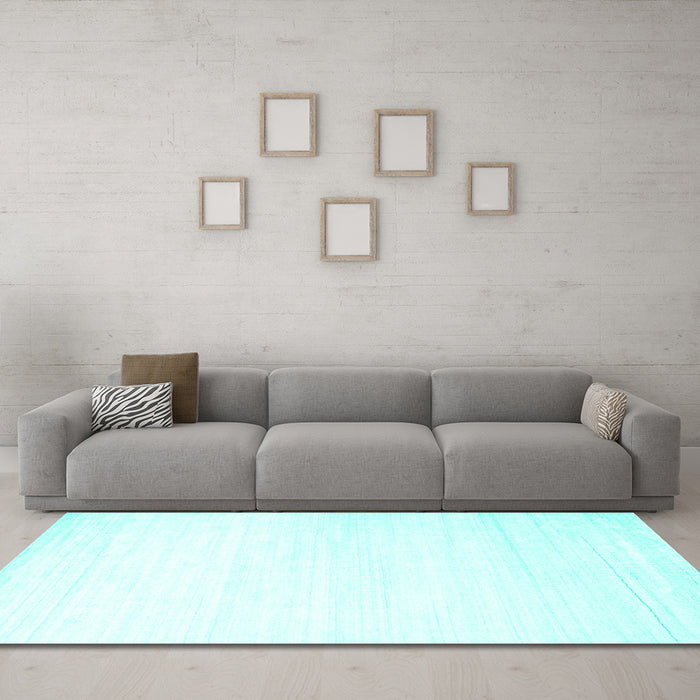Machine Washable Solid Turquoise Modern Area Rugs in a Living Room,, wshcon272turq