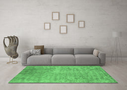 Machine Washable Abstract Emerald Green Contemporary Area Rugs in a Living Room,, wshcon2731emgrn