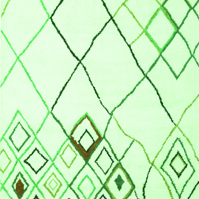 Serging Thickness of Machine Washable Solid Green Modern Area Rugs, wshcon2733grn