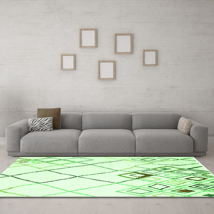 Machine Washable Solid Green Modern Area Rugs in a Living Room,, wshcon2733grn