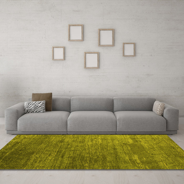 Machine Washable Abstract Yellow Contemporary Rug in a Living Room, wshcon2734yw