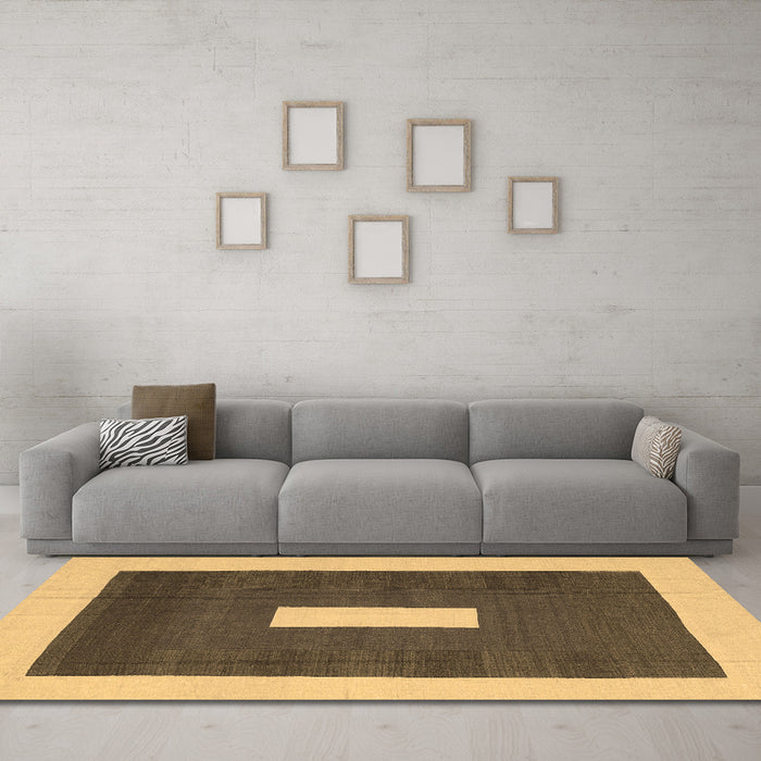 Machine Washable Abstract Brown Contemporary Rug in a Living Room,, wshcon2736brn