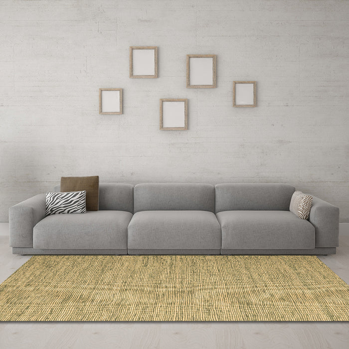 Machine Washable Abstract Brown Contemporary Rug in a Living Room,, wshcon2741brn