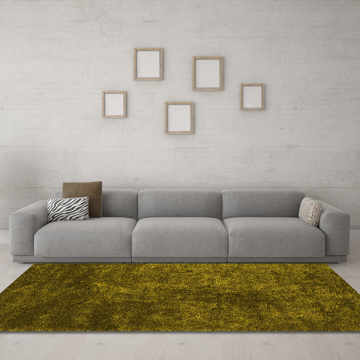 Machine Washable Abstract Yellow Contemporary Rug in a Living Room, wshcon2750yw