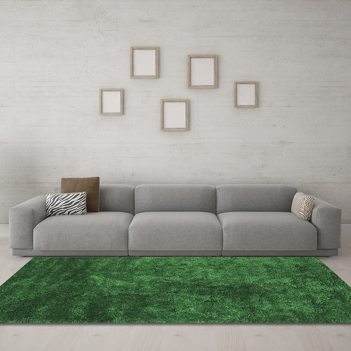 Machine Washable Abstract Emerald Green Contemporary Area Rugs in a Living Room,, wshcon2750emgrn