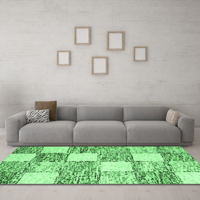 Machine Washable Abstract Emerald Green Contemporary Area Rugs in a Living Room,, wshcon2751emgrn