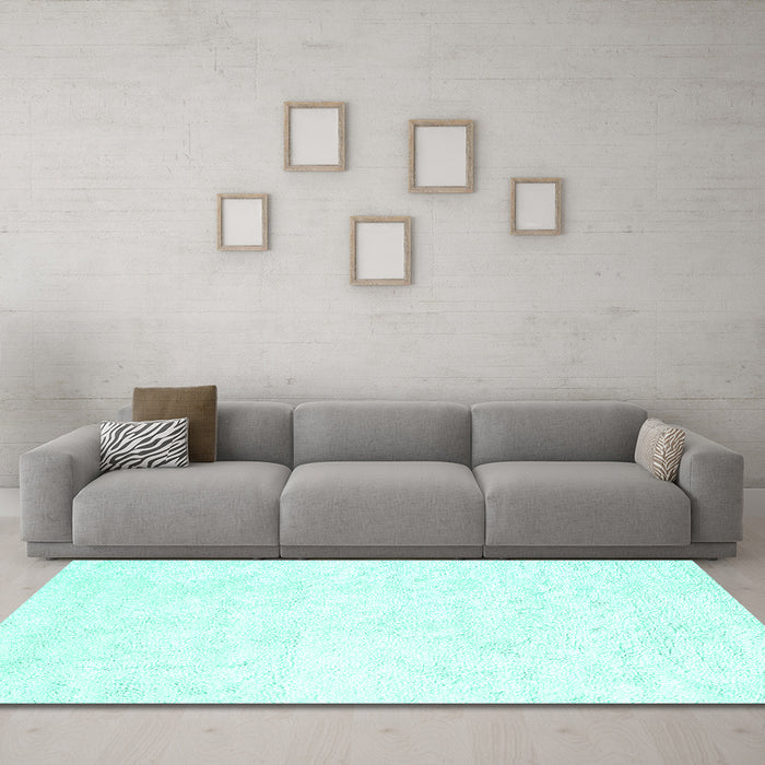Machine Washable Solid Turquoise Modern Area Rugs in a Living Room,, wshcon2754turq