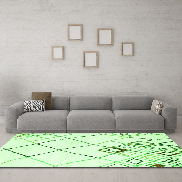 Machine Washable Solid Green Modern Area Rugs in a Living Room,, wshcon2755grn