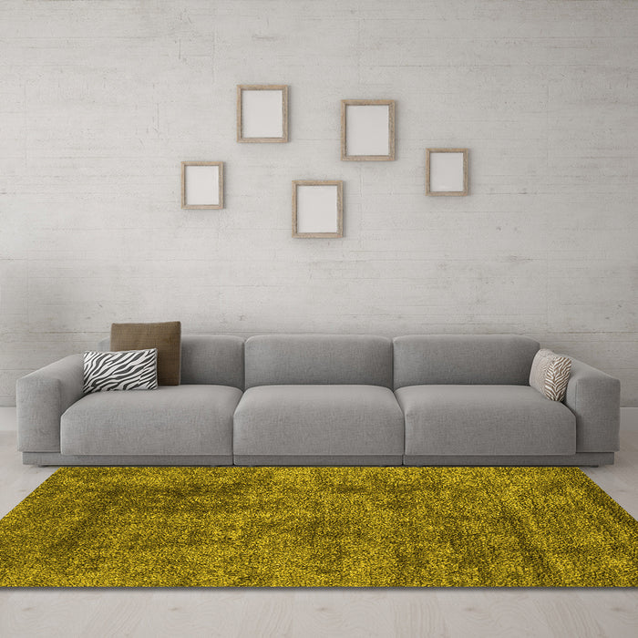 Machine Washable Abstract Yellow Contemporary Rug in a Living Room, wshcon2757yw