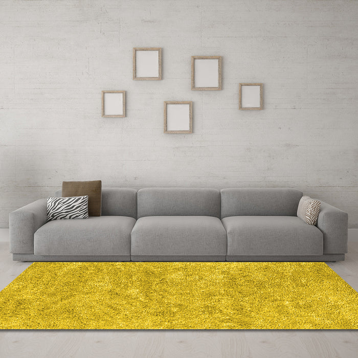 Machine Washable Abstract Yellow Contemporary Rug in a Living Room, wshcon2758yw
