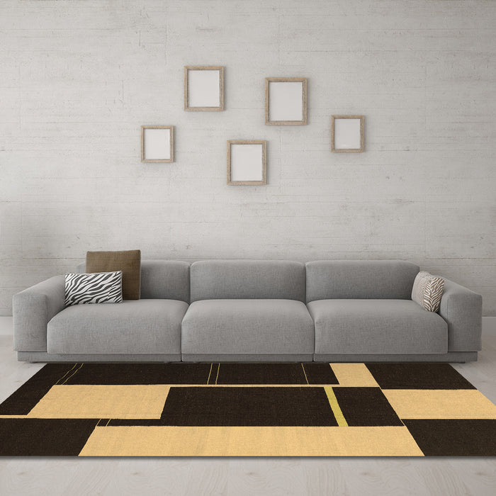 Machine Washable Abstract Brown Contemporary Rug in a Living Room,, wshcon2760brn