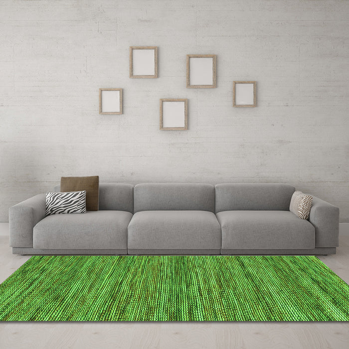 Machine Washable Abstract Green Contemporary Area Rugs in a Living Room,, wshcon2763grn