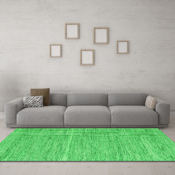 Machine Washable Abstract Green Contemporary Area Rugs in a Living Room,, wshcon2767grn