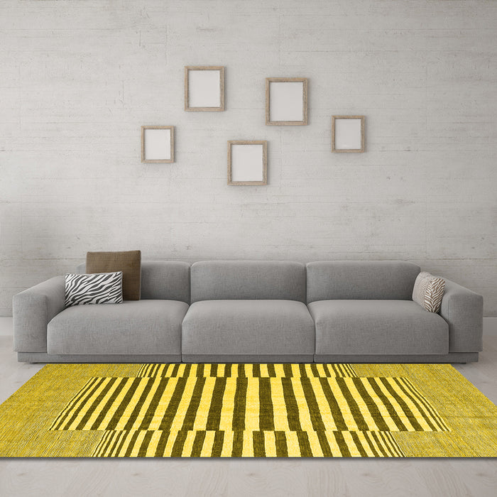 Machine Washable Abstract Yellow Contemporary Rug in a Living Room, wshcon2770yw