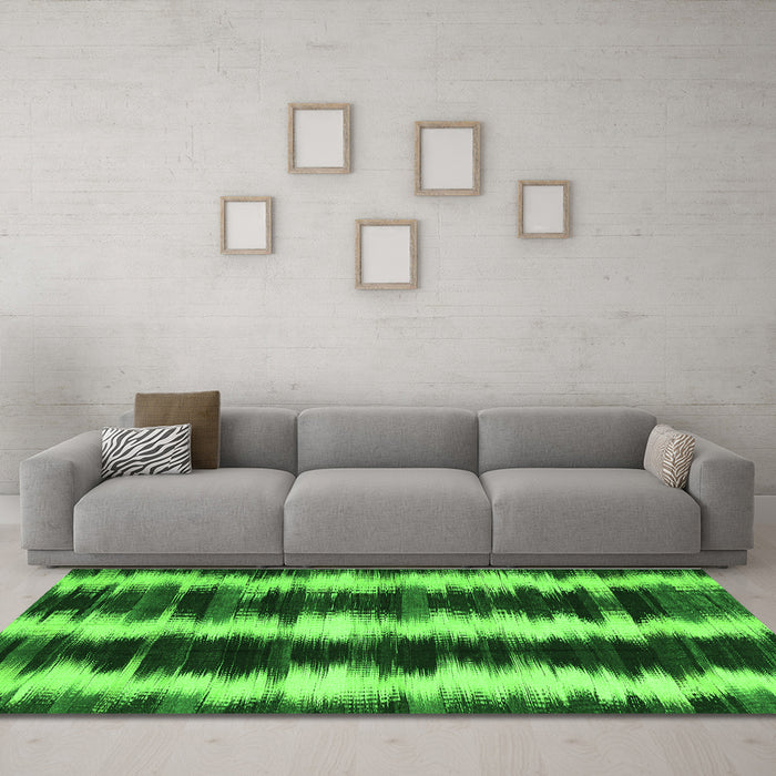 Machine Washable Abstract Green Contemporary Area Rugs in a Living Room,, wshcon2775grn