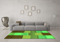 Machine Washable Abstract Green Contemporary Area Rugs in a Living Room,, wshcon2778grn