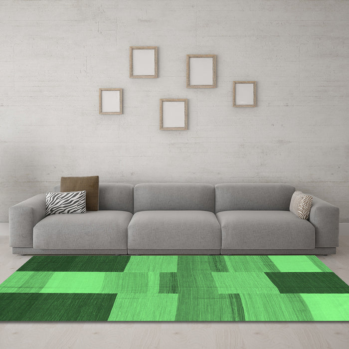 Machine Washable Abstract Emerald Green Contemporary Area Rugs in a Living Room,, wshcon2778emgrn