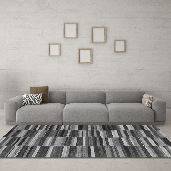 Machine Washable Southwestern Gray Country Rug in a Living Room,, wshcon2779gry