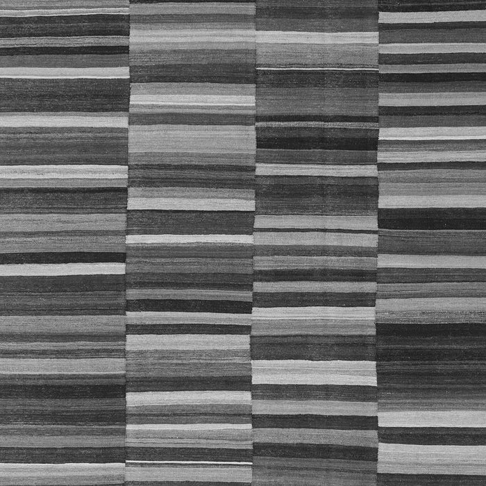 Serging Thickness of Machine Washable Southwestern Gray Country Rug, wshcon2779gry