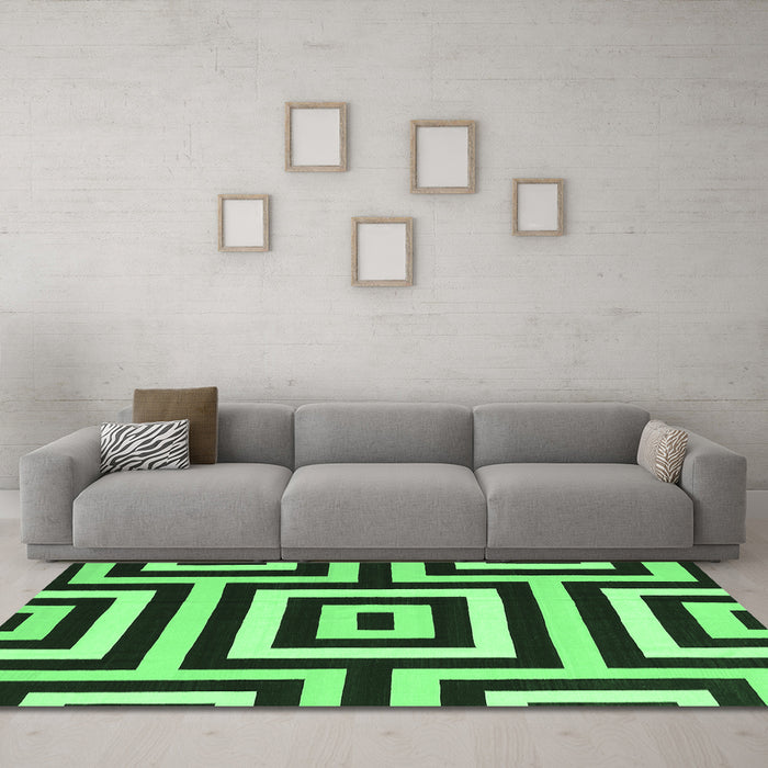 Machine Washable Abstract Emerald Green Contemporary Area Rugs in a Living Room,, wshcon2780emgrn